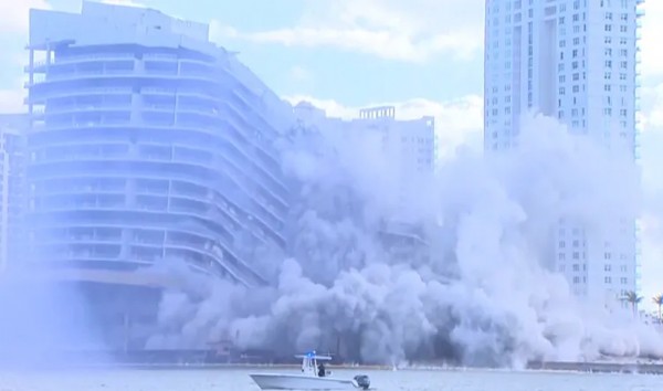 Dev Bina Saniyeler İçinde Yok Oldu! Meğer 2 Yıldır...